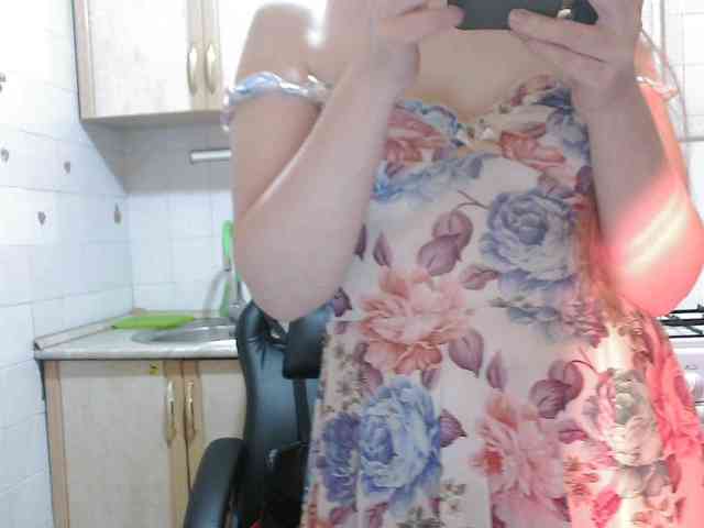 L-e-l-i-k webcam