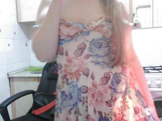 L-e-l-i-k webcam