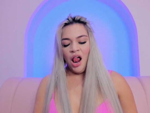 milaowens from BongaCams is Freechat