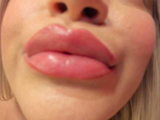 milaowens's BongaCams show and profile