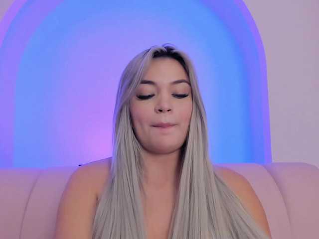 milaowens's BongaCams show and profile