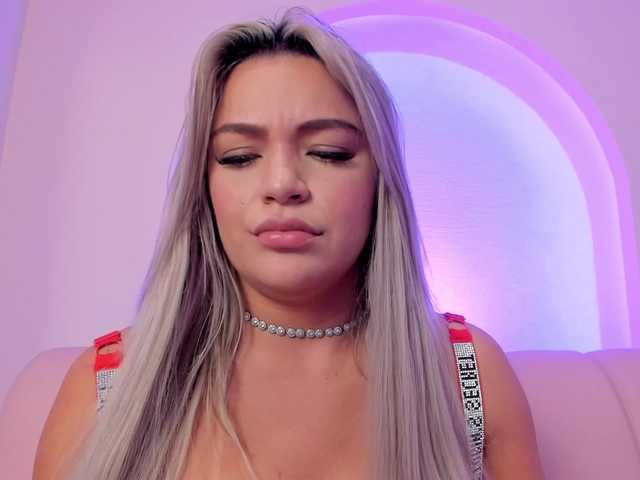 milaowens from BongaCams is Freechat