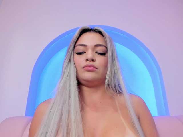 milaowens's BongaCams show and profile