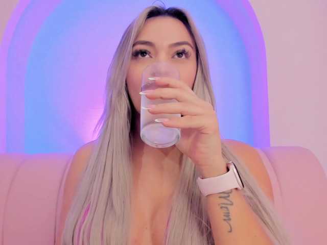 milaowens's BongaCams show and profile