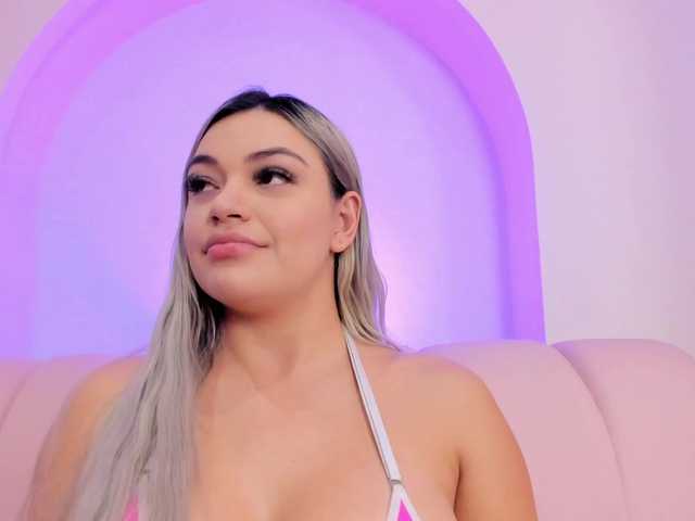 milaowens's BongaCams show and profile