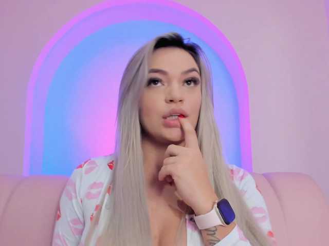 milaowens's BongaCams show and profile