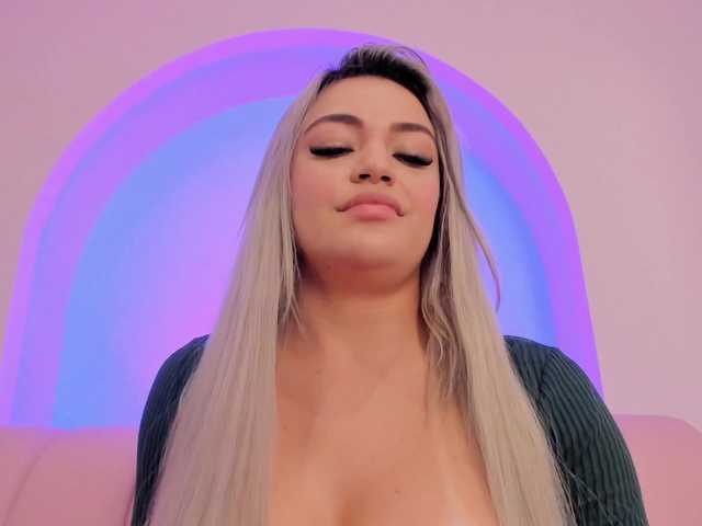 milaowens's BongaCams show and profile