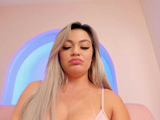 milaowens's BongaCams show and profile