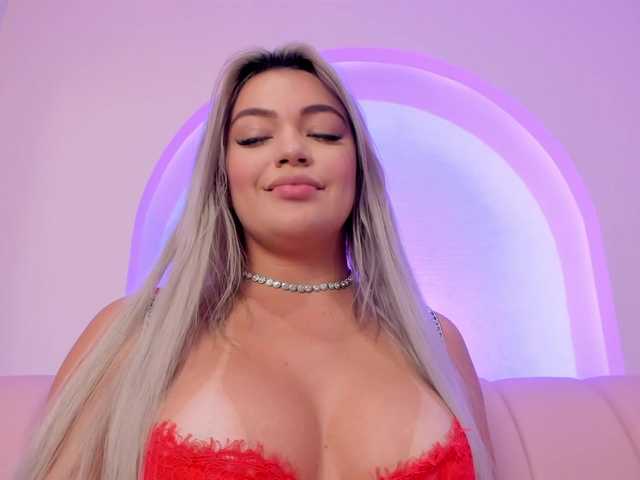 milaowens from BongaCams is Freechat