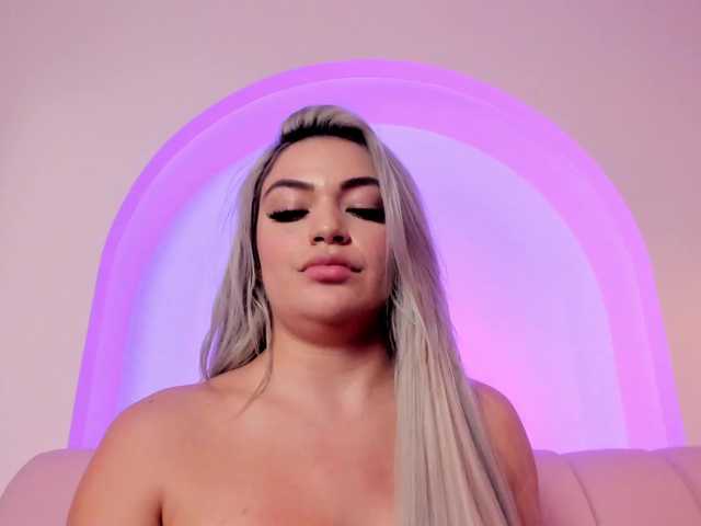 milaowens's BongaCams show and profile
