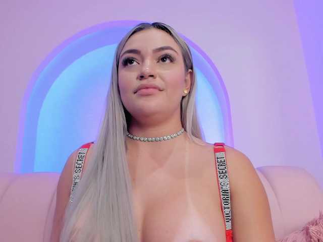 milaowens's BongaCams show and profile