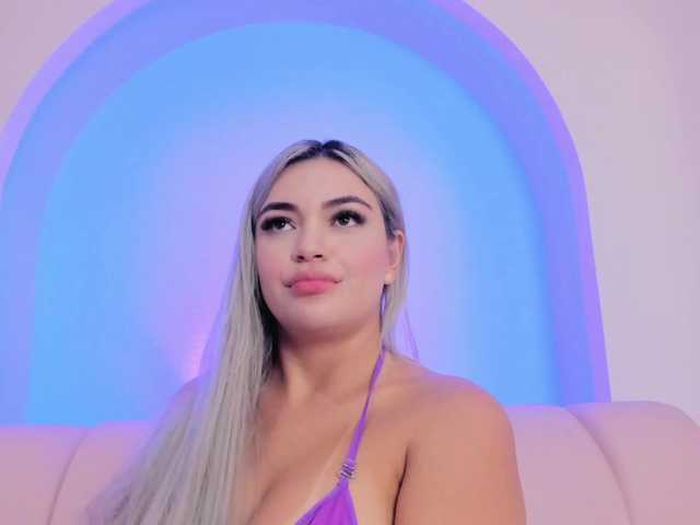 milaowens from BongaCams is Freechat