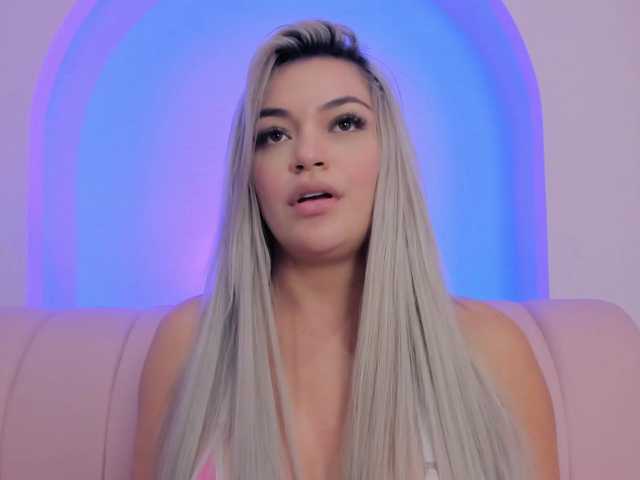 milaowens from BongaCams is Freechat