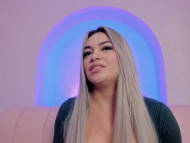 milaowens from BongaCams is Freechat