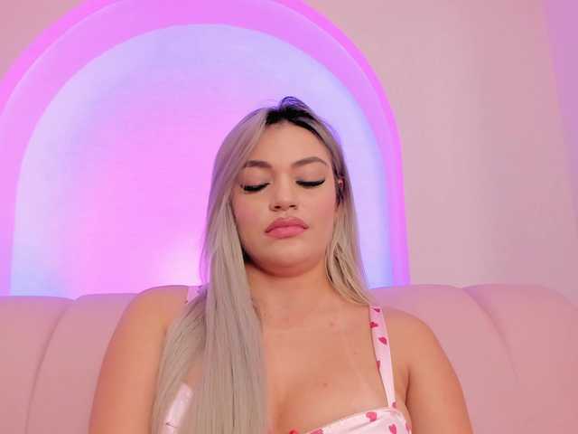 milaowens's BongaCams show and profile