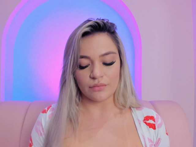 milaowens's BongaCams show and profile