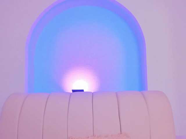 milaowens's BongaCams show and profile