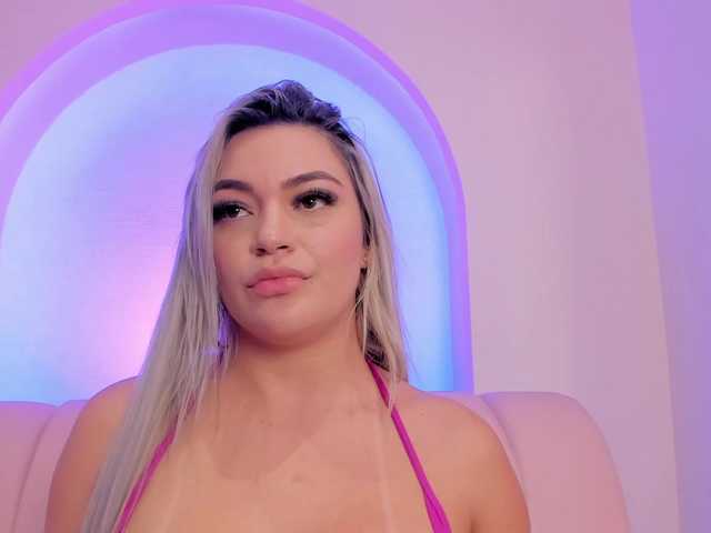 milaowens's BongaCams show and profile