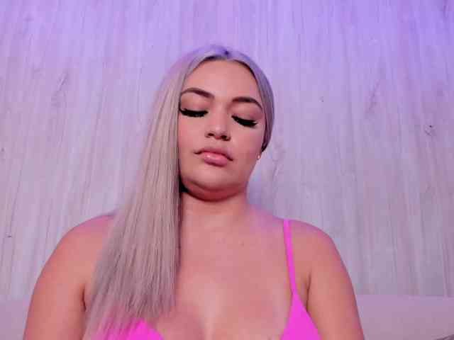 milaowens Live Webcam on BongaCams