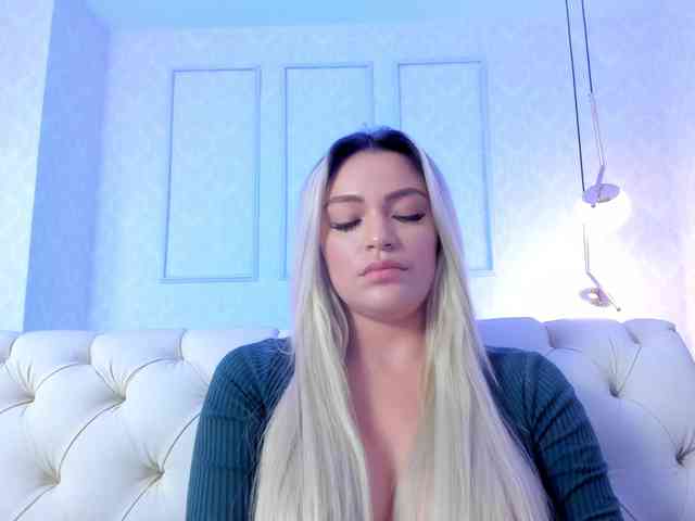 Модель: milaowens