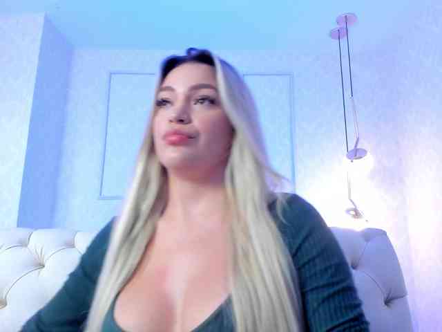 Модель: milaowens