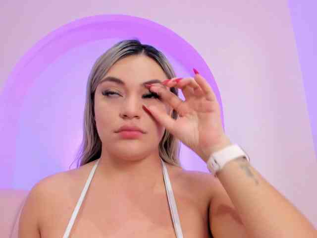 naked chatroom Milaowens