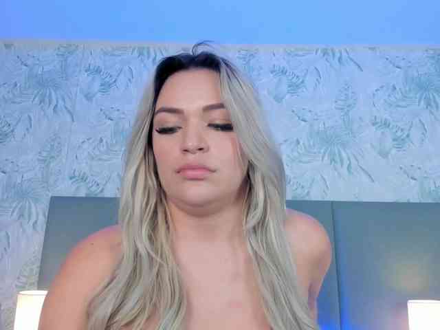 milaowens Live Webcam on BongaCams