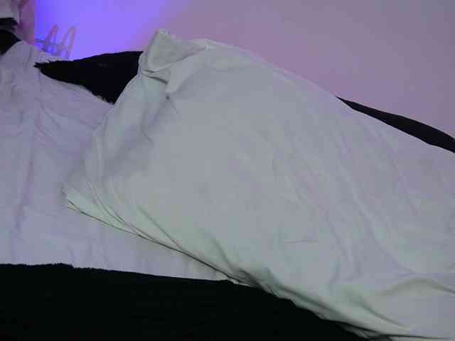 yespleasee webcam