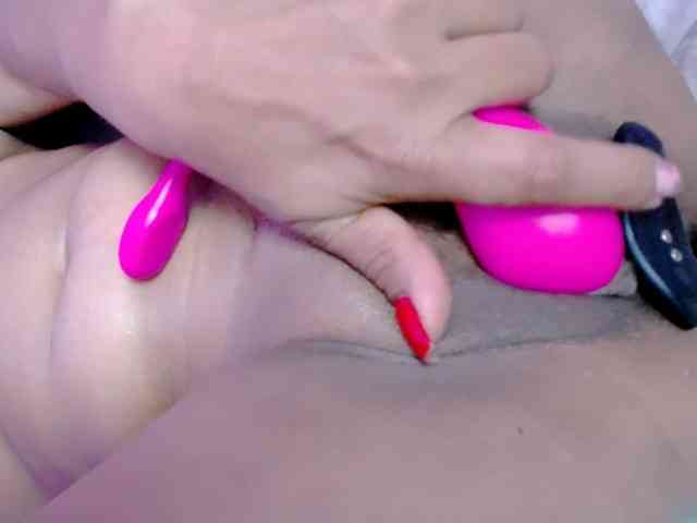 ninatinydoll webcam