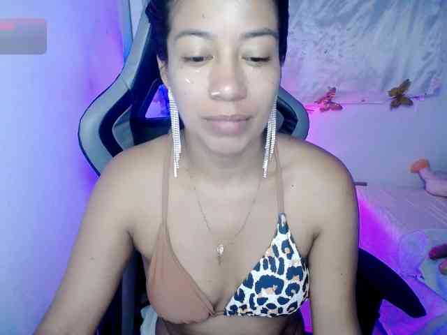 ninatinydoll webcam