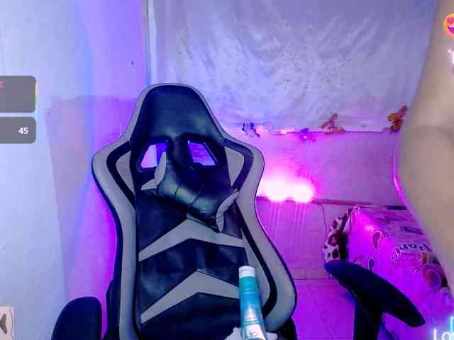 ninatinydoll webcam