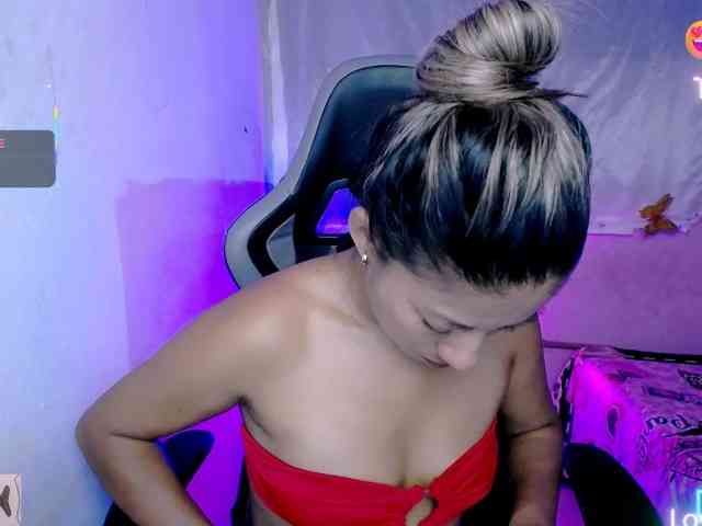 ninatinydoll webcam