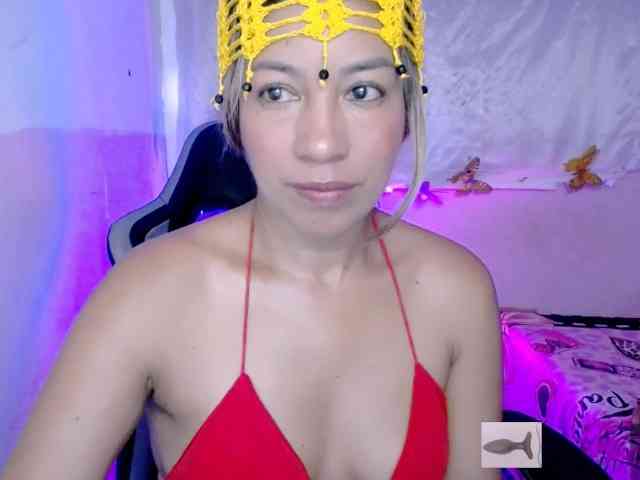 ninatinydoll webcam