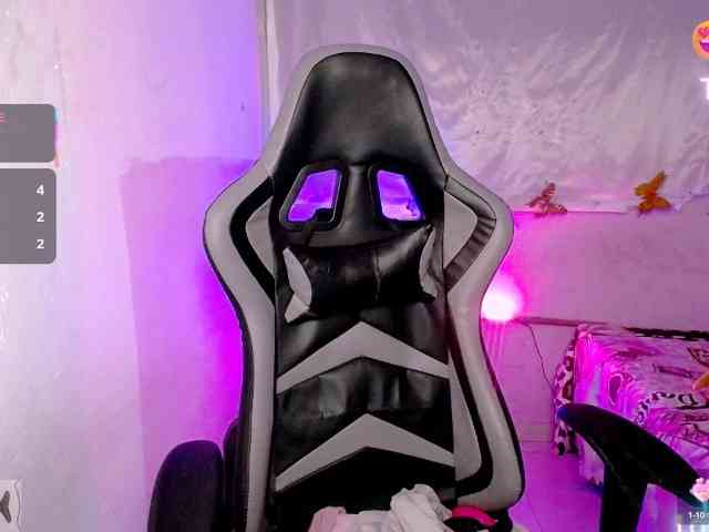 ninatinydoll webcam