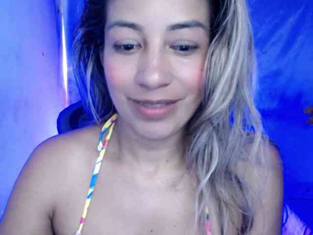 ninatinydoll webcam
