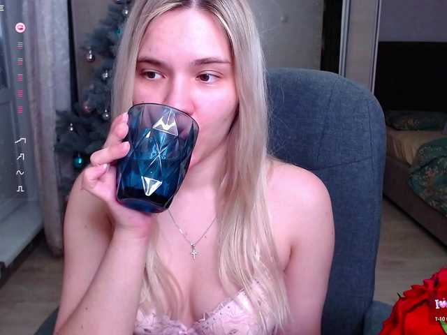 Lana--Nova's BongaCams show and profile