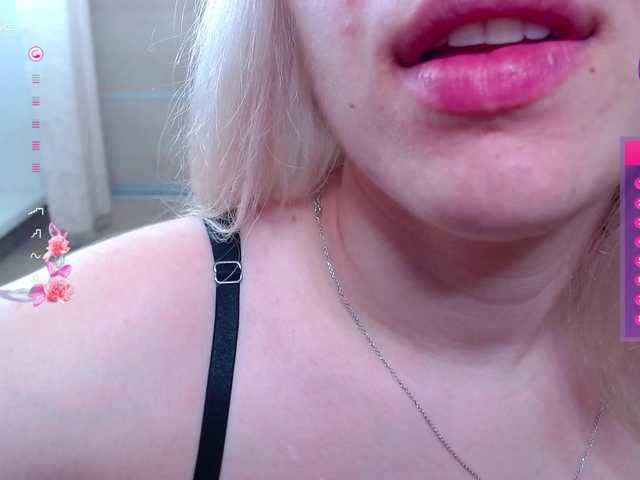 Lana--Nova's BongaCams show and profile