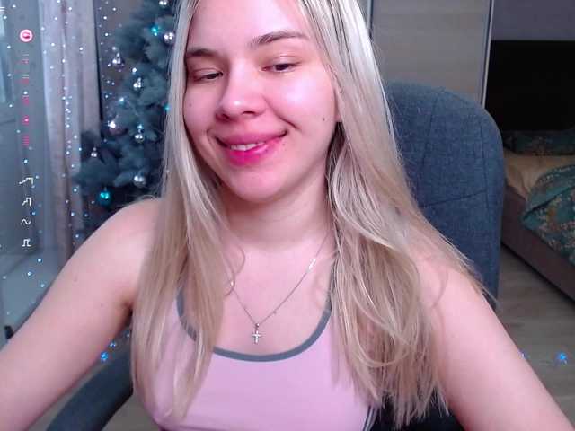 Lana--Nova's BongaCams show and profile