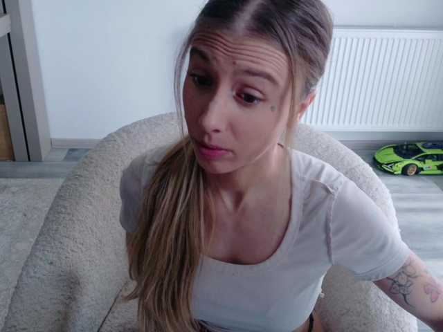 DiddySweet1's BongaCams show and profile