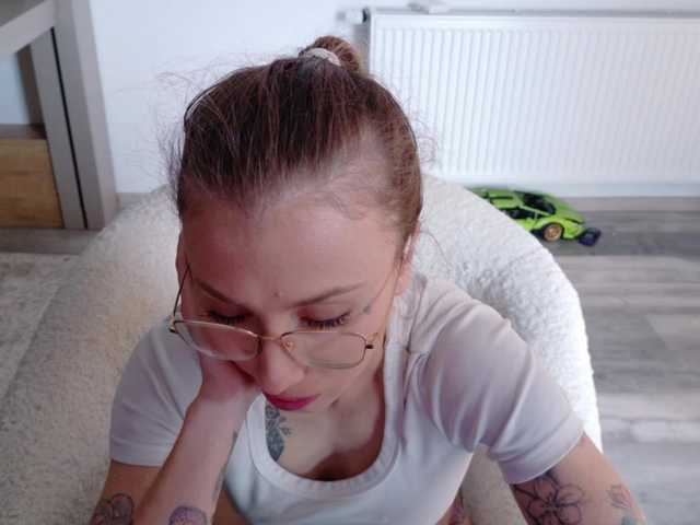 DiddySweet1's BongaCams show and profile
