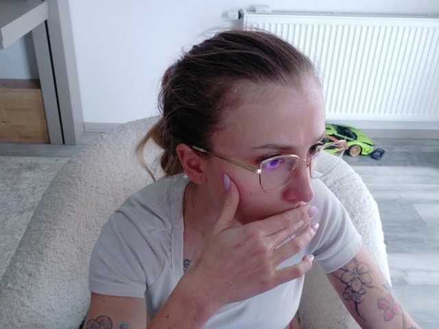 DiddySweet1's BongaCams show and profile