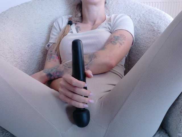 DiddySweet1's BongaCams show and profile