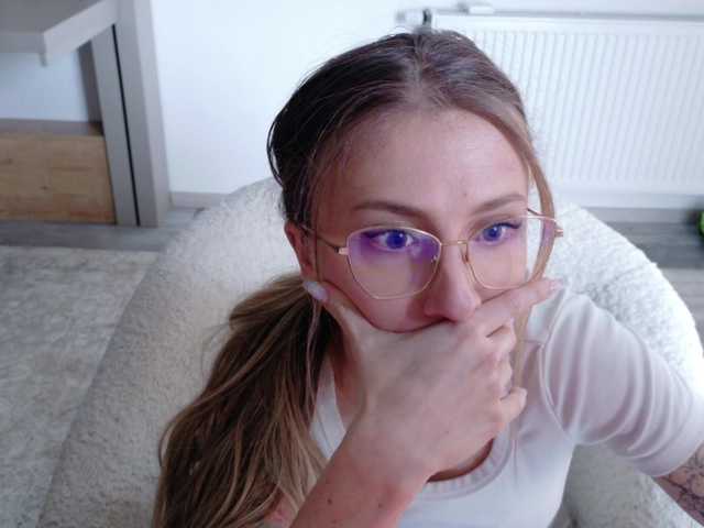 DiddySweet1's BongaCams show and profile