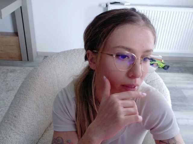 DiddySweet1's BongaCams show and profile