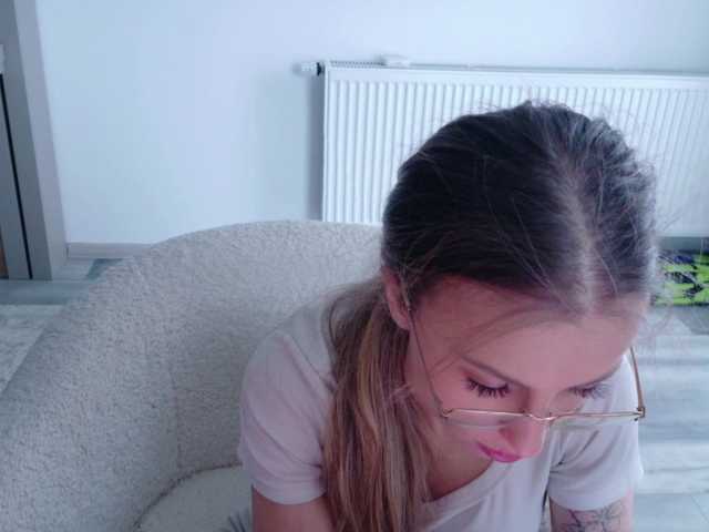 DiddySweet1's BongaCams show and profile