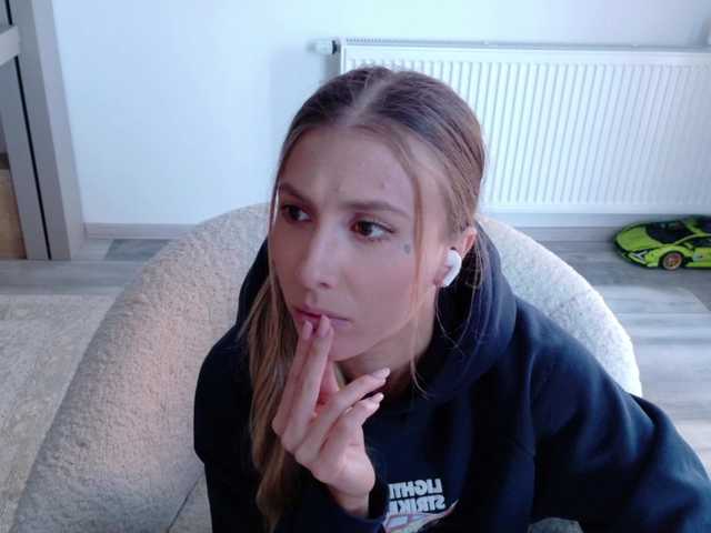 DiddySweet1's BongaCams show and profile