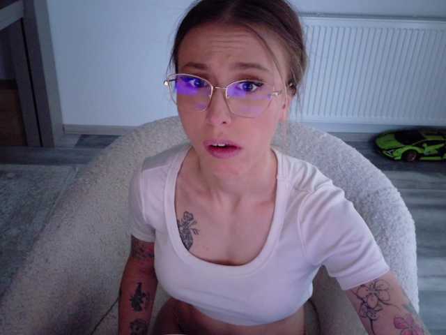 DiddySweet1's BongaCams show and profile