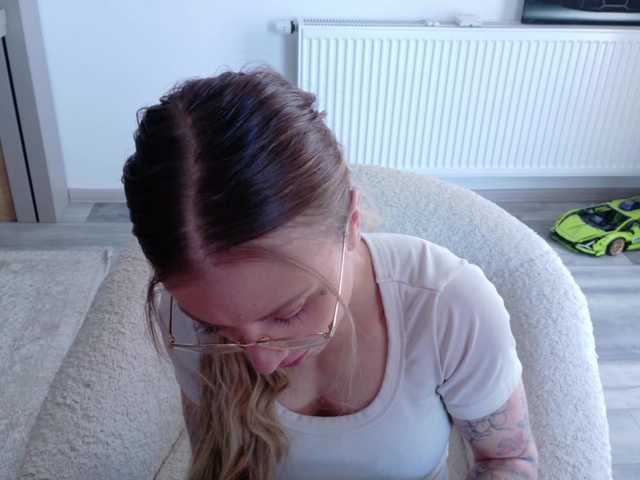 DiddySweet1's BongaCams show and profile