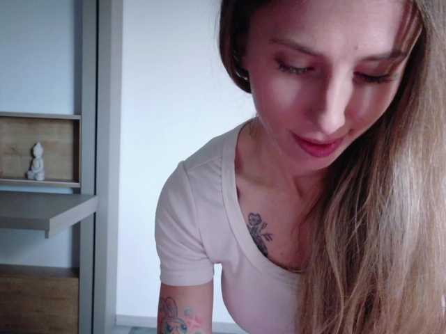DiddySweet1's BongaCams show and profile