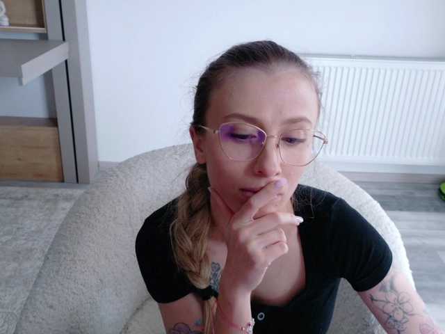 DiddySweet1's BongaCams show and profile